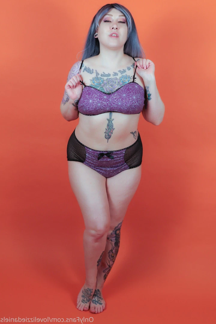 Love Lizzie Daniels [ lovelizziedaniels ] Onlyfans leaked photo 7290493 on Hotleaks.tv
