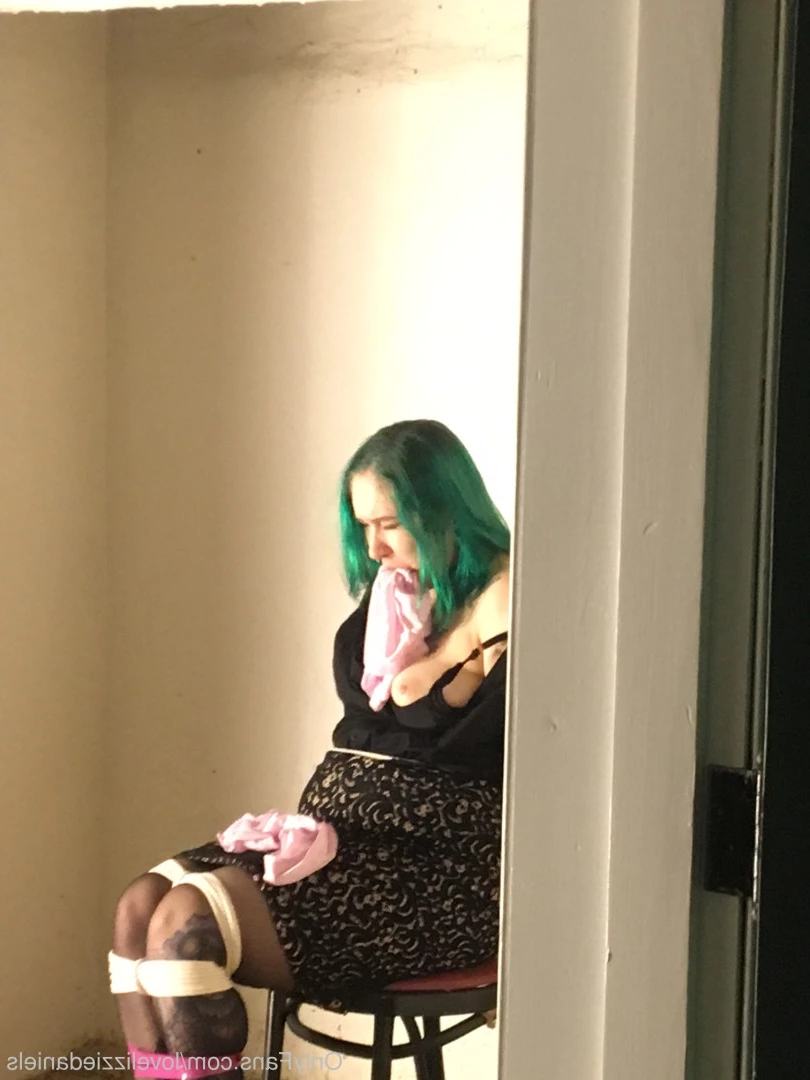 Love Lizzie Daniels [ lovelizziedaniels ] Onlyfans leaked photo 7290789 on Hotleaks.tv