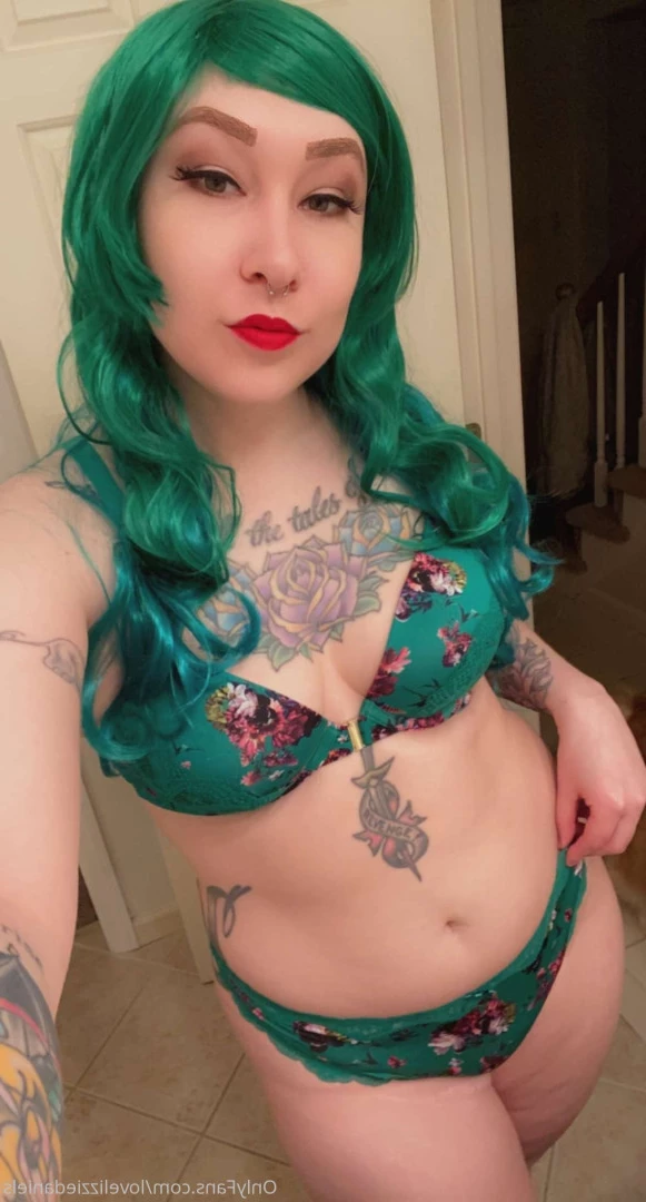 Love Lizzie Daniels [ lovelizziedaniels ] Onlyfans leaked photo 7292040 on Hotleaks.tv