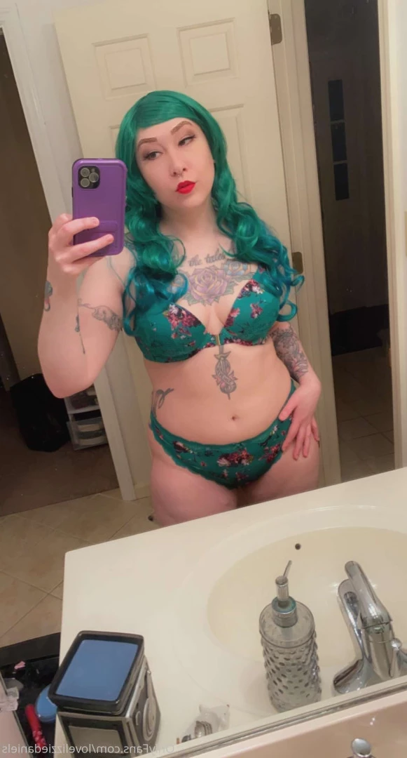 Love Lizzie Daniels [ lovelizziedaniels ] Onlyfans leaked photo 7294039 on Hotleaks.tv
