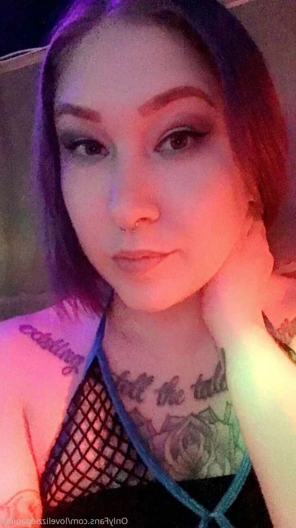Love Lizzie Daniels [ lovelizziedaniels ] Onlyfans leaked photo 7294444 on Hotleaks.tv
