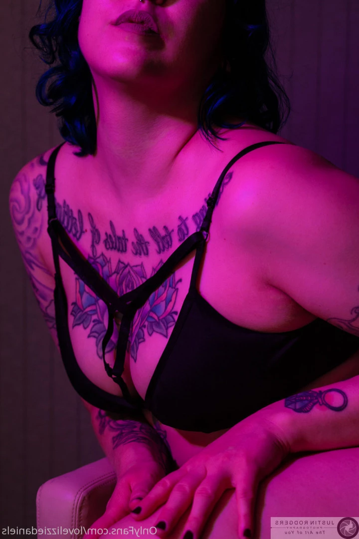 Love Lizzie Daniels [ lovelizziedaniels ] Onlyfans leaked photo 7294531 on Hotleaks.tv