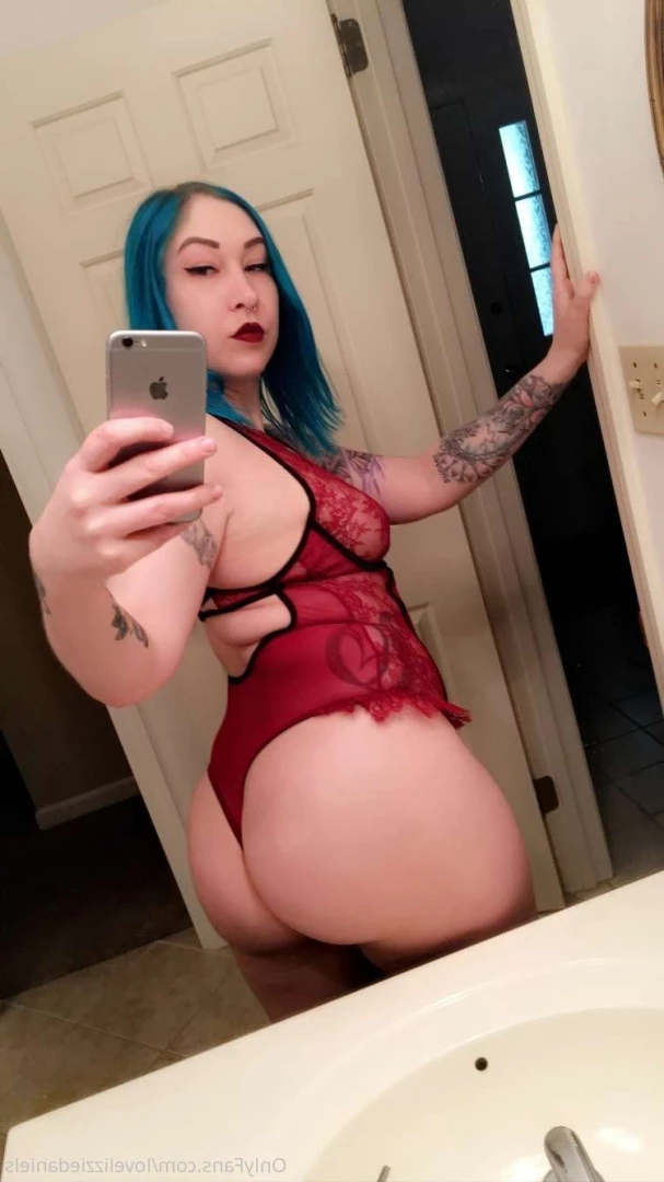 Love Lizzie Daniels [ lovelizziedaniels ] Onlyfans leaked photo 7296353 on Hotleaks.tv