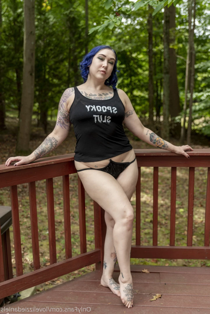 Love Lizzie Daniels [ lovelizziedaniels ] Onlyfans leaked photo 7296364 on Hotleaks.tv