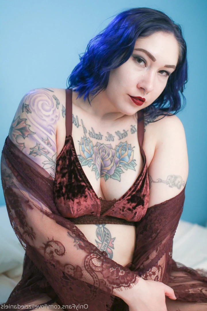 Love Lizzie Daniels [ lovelizziedaniels ] Onlyfans leaked photo 7297582 on Hotleaks.tv
