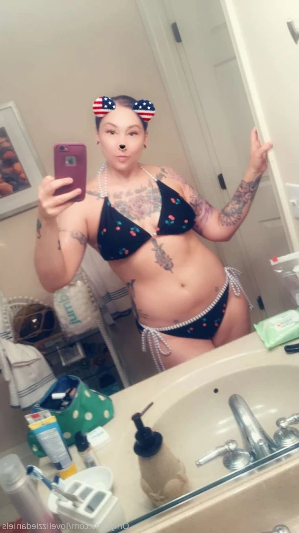 Love Lizzie Daniels [ lovelizziedaniels ] Onlyfans leaked photo 7299444 on Hotleaks.tv