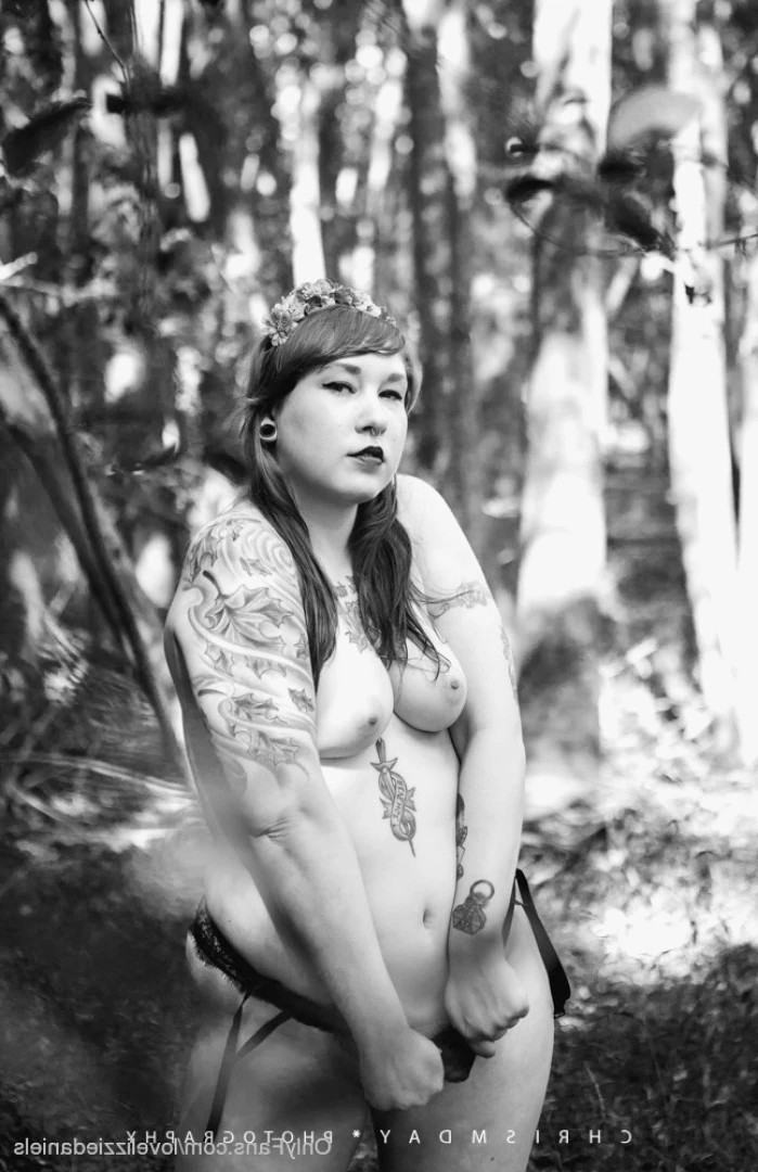 Love Lizzie Daniels [ lovelizziedaniels ] Onlyfans leaked photo 7301094 on Hotleaks.tv