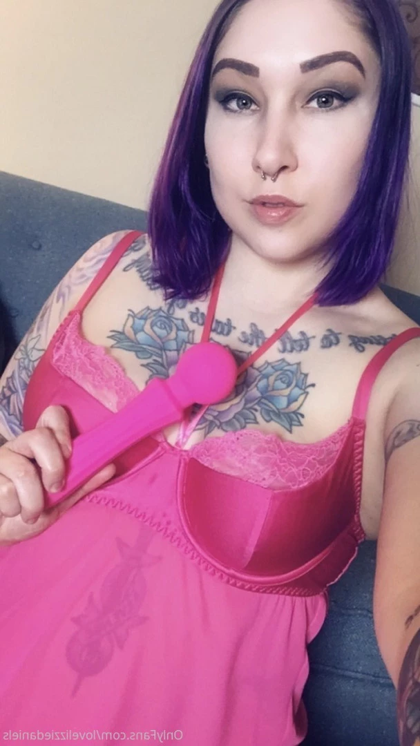 Love Lizzie Daniels [ lovelizziedaniels ] Onlyfans leaked photo 7304604 on Hotleaks.tv