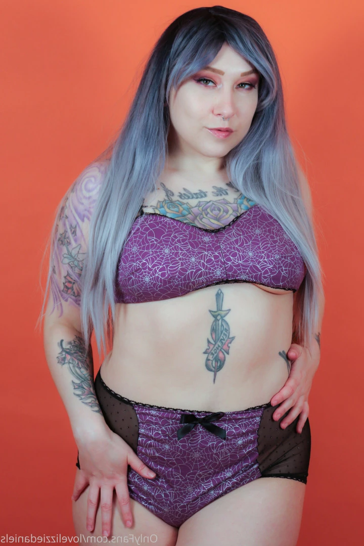 Love Lizzie Daniels [ lovelizziedaniels ] Onlyfans leaked photo 7304614 on Hotleaks.tv