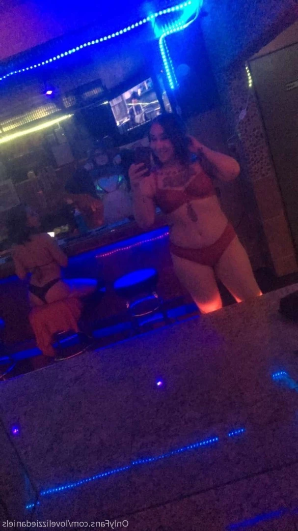 Love Lizzie Daniels [ lovelizziedaniels ] Onlyfans leaked photo 7304805 on Hotleaks.tv