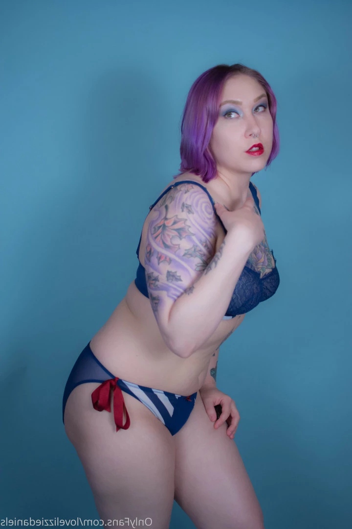 Love Lizzie Daniels [ lovelizziedaniels ] Onlyfans leaked photo 7305899 on Hotleaks.tv