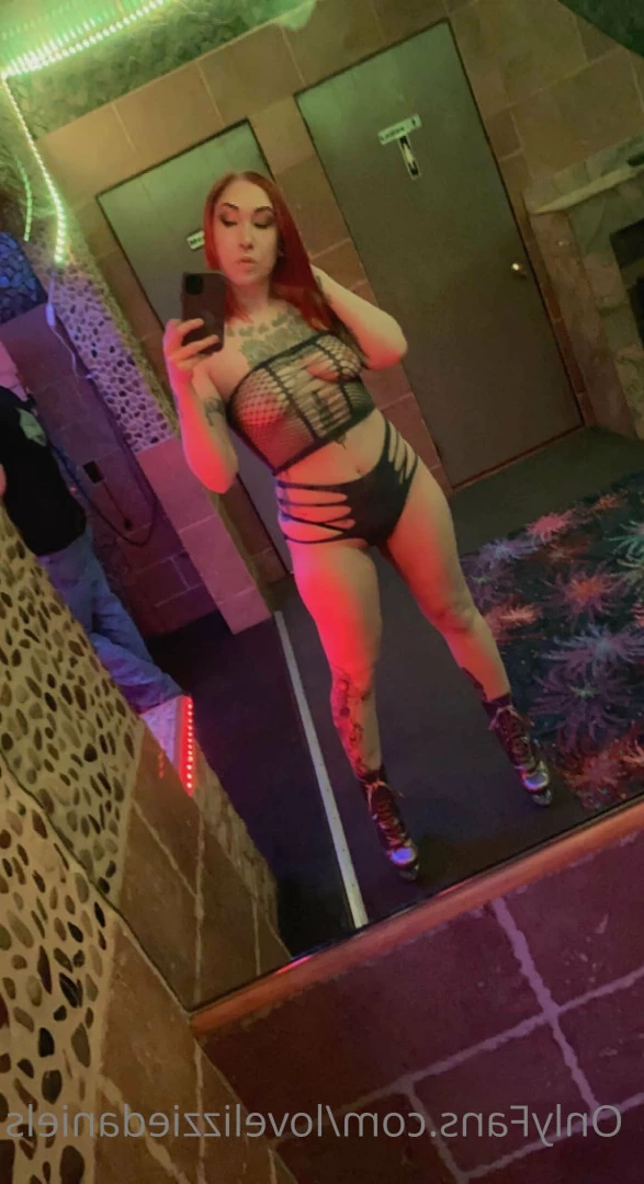 Love Lizzie Daniels [ lovelizziedaniels ] Onlyfans leaked photo 7307054 on Hotleaks.tv