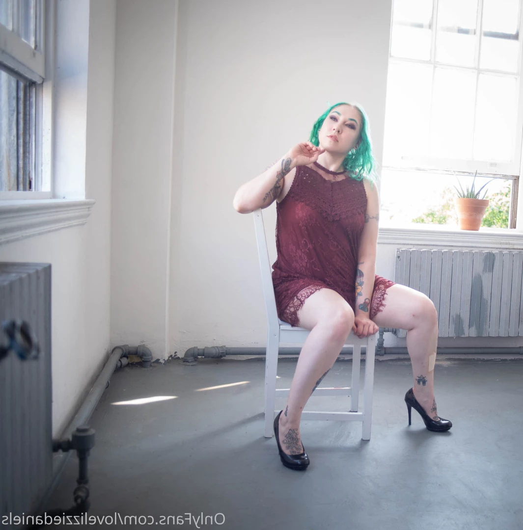 Love Lizzie Daniels [ lovelizziedaniels ] Onlyfans leaked photo 7307704 on Hotleaks.tv