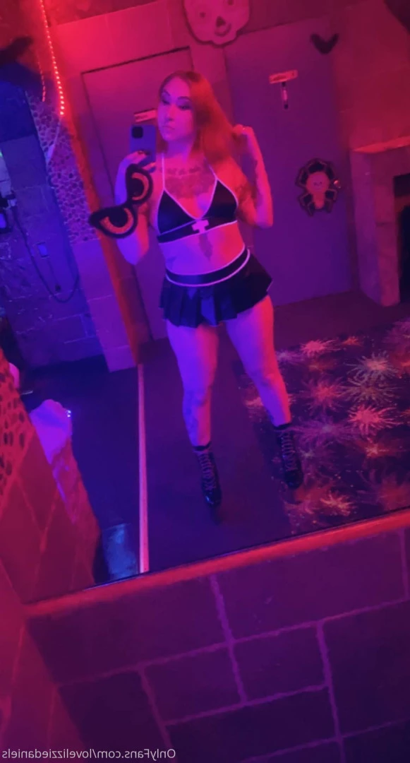 Love Lizzie Daniels [ lovelizziedaniels ] Onlyfans leaked photo 7310644 on Hotleaks.tv