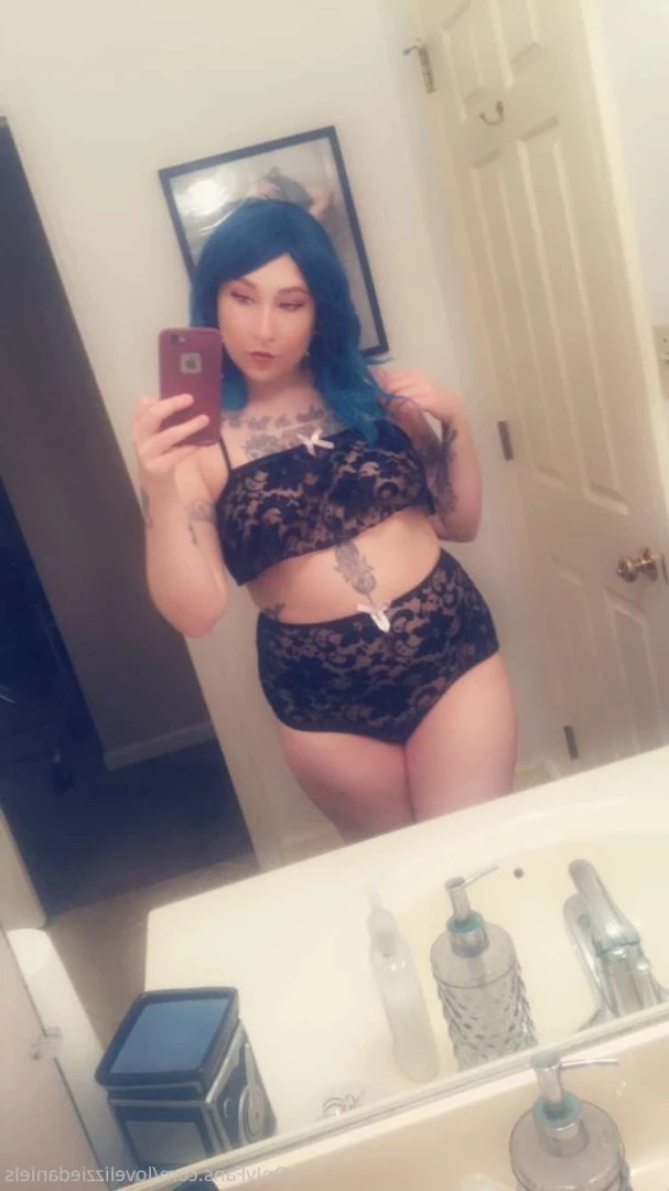 Love Lizzie Daniels [ lovelizziedaniels ] Onlyfans leaked photo 7311226 on Hotleaks.tv