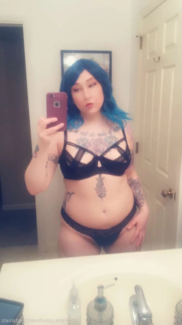Love Lizzie Daniels [ lovelizziedaniels ] Onlyfans leaked photo 7311572 on Hotleaks.tv