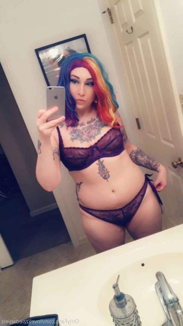 Love Lizzie Daniels [ lovelizziedaniels ] Onlyfans leaked photo 7311705 on Hotleaks.tv