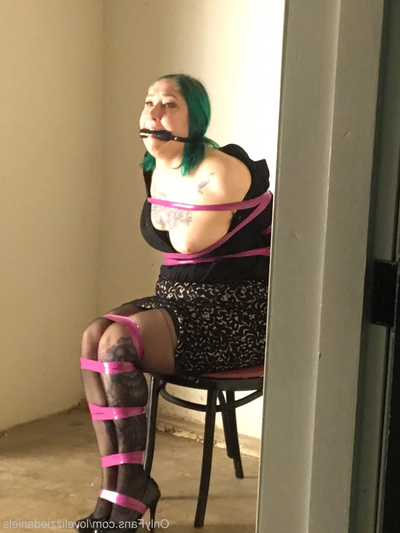Love Lizzie Daniels [ lovelizziedaniels ] Onlyfans leaked photo 7312374 on Hotleaks.tv