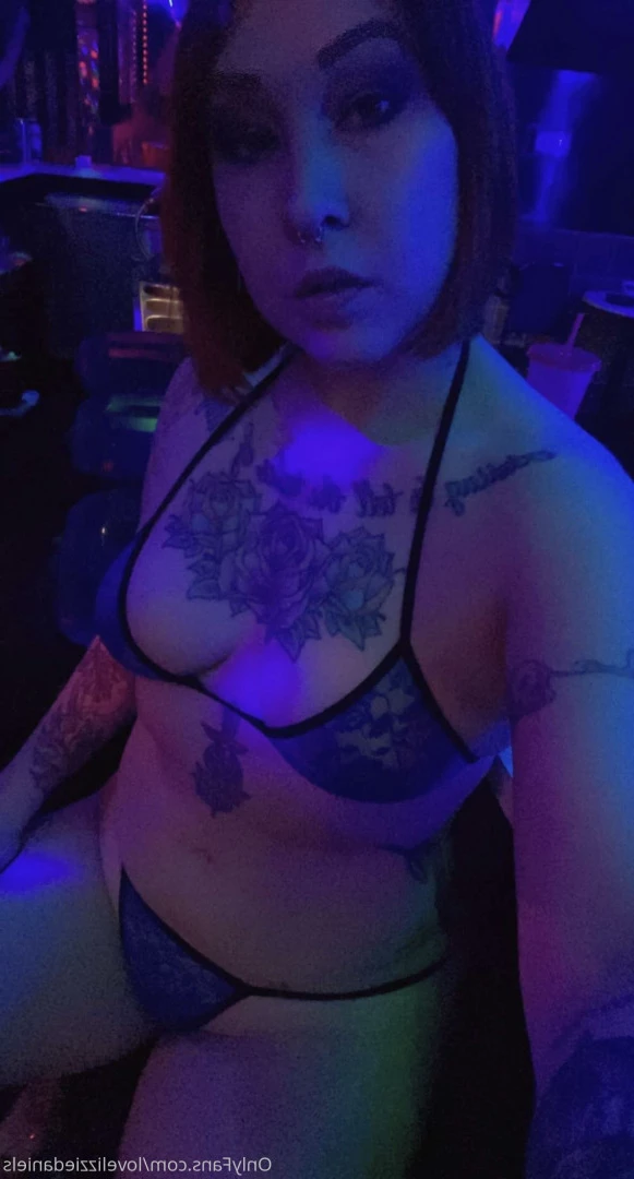 Love Lizzie Daniels [ lovelizziedaniels ] Onlyfans leaked photo 7313444 on Hotleaks.tv