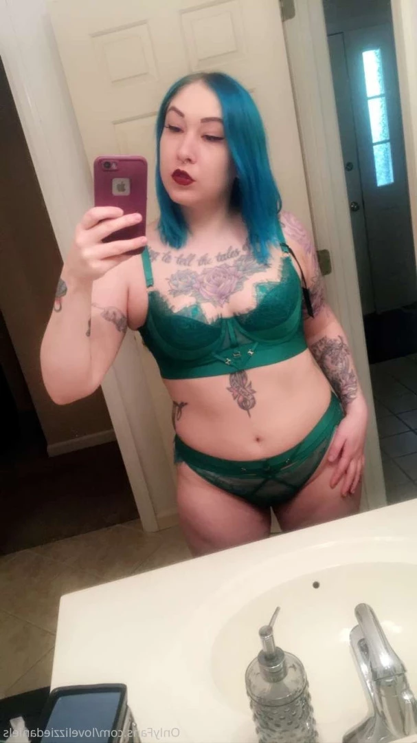 Love Lizzie Daniels [ lovelizziedaniels ] Onlyfans leaked photo 7313756 on Hotleaks.tv