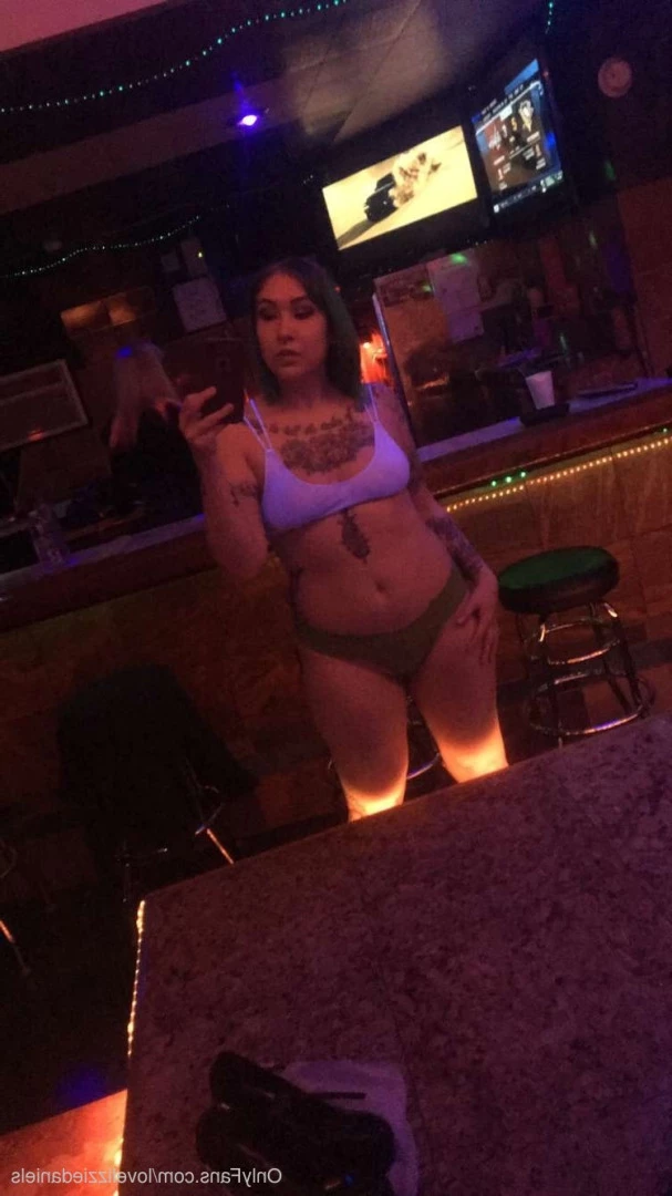 Love Lizzie Daniels [ lovelizziedaniels ] Onlyfans leaked photo 7314471 on Hotleaks.tv