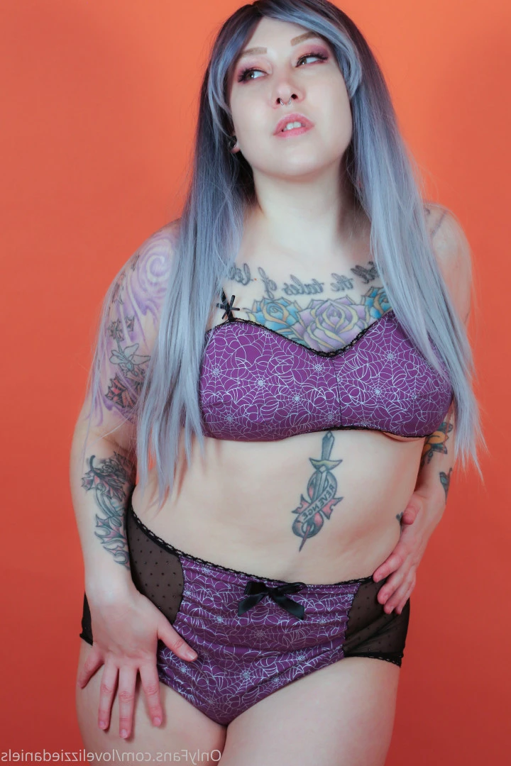 Love Lizzie Daniels [ lovelizziedaniels ] Onlyfans leaked photo 7319509 on Hotleaks.tv