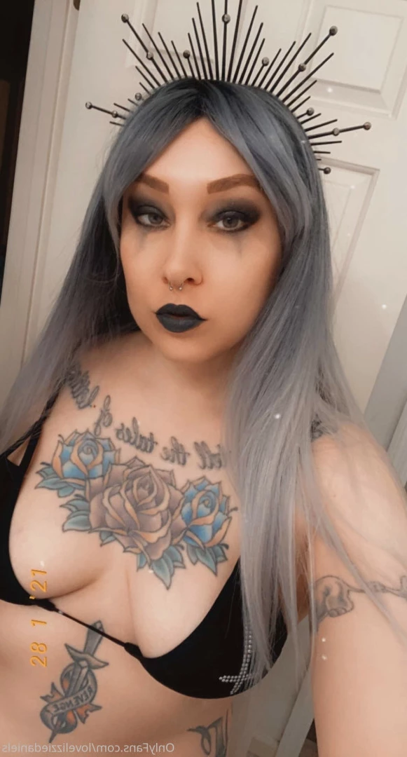 Love Lizzie Daniels [ lovelizziedaniels ] Onlyfans leaked photo 7320223 on Hotleaks.tv