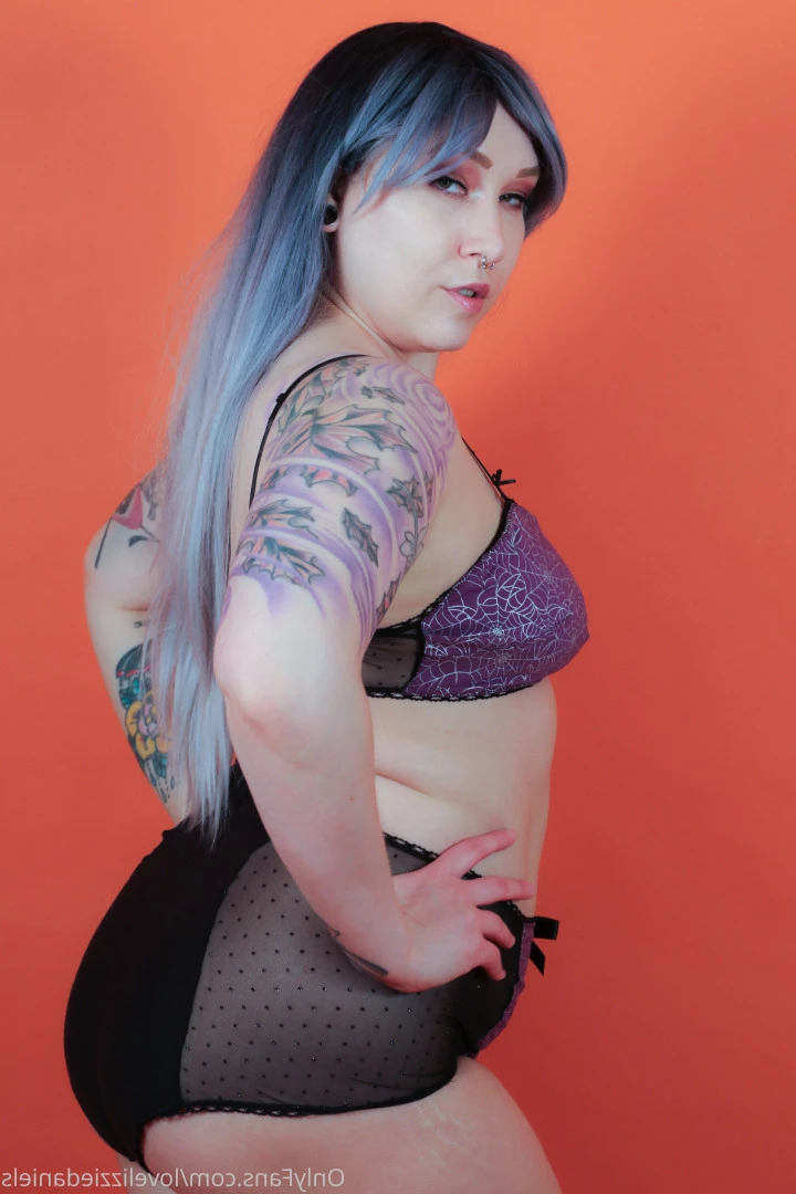 Love Lizzie Daniels [ lovelizziedaniels ] Onlyfans leaked photo 7320367 on Hotleaks.tv