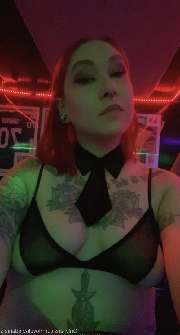 Love Lizzie Daniels [ lovelizziedaniels ] Onlyfans leaked photo 7322042 on Hotleaks.tv