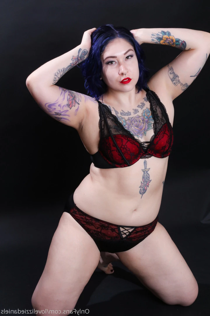 Love Lizzie Daniels [ lovelizziedaniels ] Onlyfans leaked photo 7322627 on Hotleaks.tv