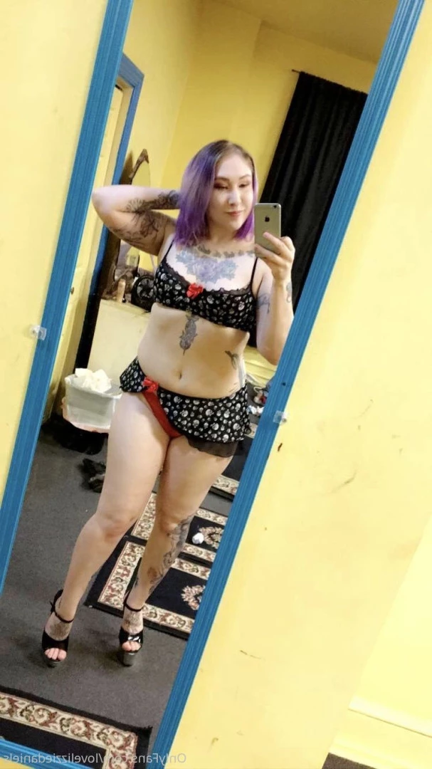 Love Lizzie Daniels [ lovelizziedaniels ] Onlyfans leaked photo 7322866 on Hotleaks.tv