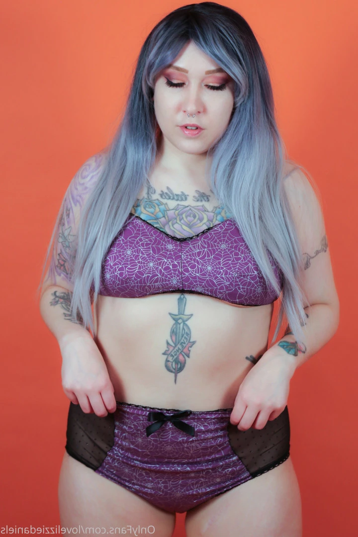 Love Lizzie Daniels [ lovelizziedaniels ] Onlyfans leaked photo 7323284 on Hotleaks.tv