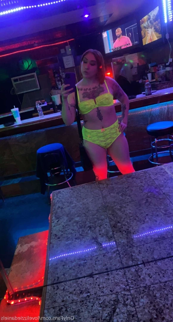 Love Lizzie Daniels [ lovelizziedaniels ] Onlyfans leaked photo 7323473 on Hotleaks.tv
