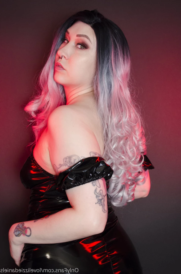 Love Lizzie Daniels [ lovelizziedaniels ] Onlyfans leaked photo 7324149 on Hotleaks.tv