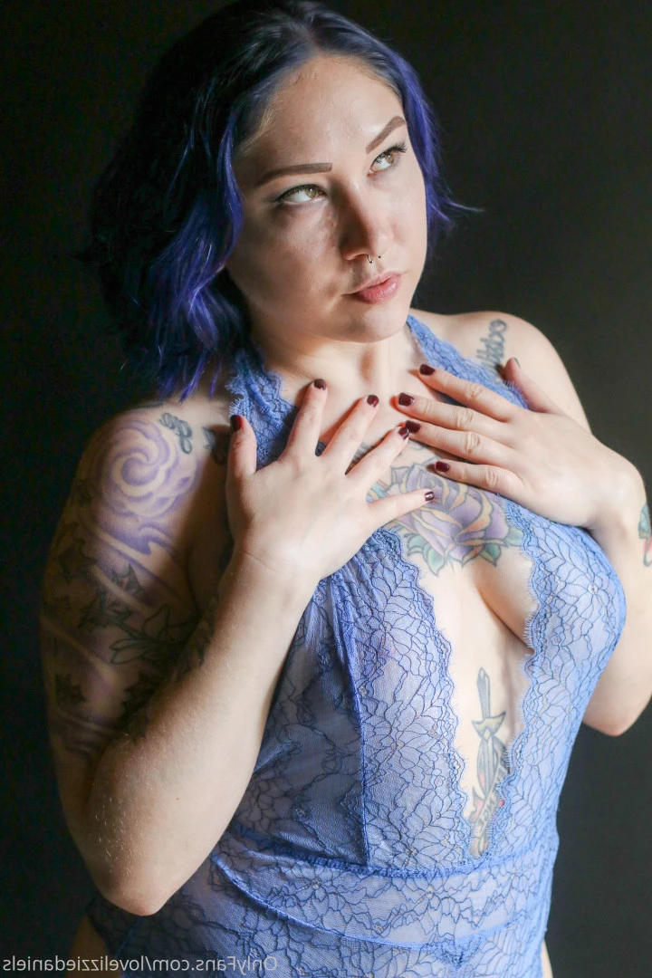 Love Lizzie Daniels [ lovelizziedaniels ] Onlyfans leaked photo 7324776 on Hotleaks.tv