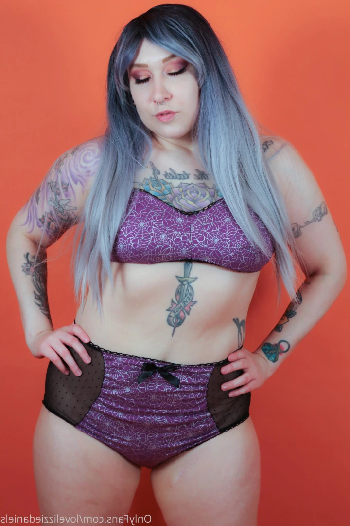 Love Lizzie Daniels [ lovelizziedaniels ] Onlyfans leaked photo 7324843 on Hotleaks.tv