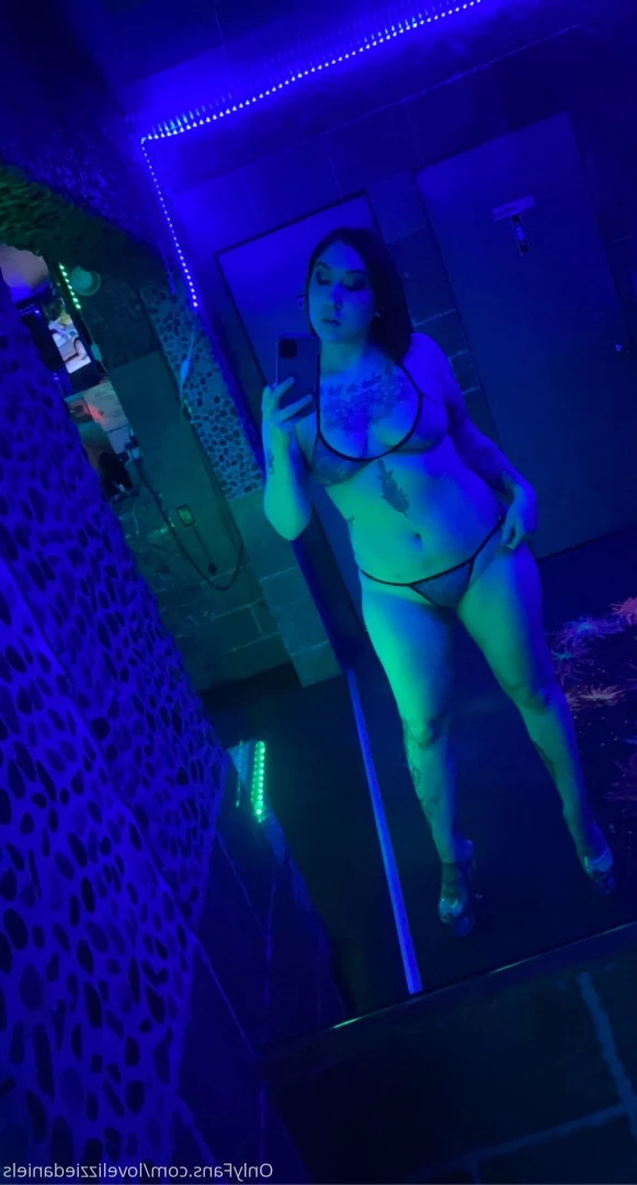 Love Lizzie Daniels [ lovelizziedaniels ] Onlyfans leaked photo 7324999 on Hotleaks.tv
