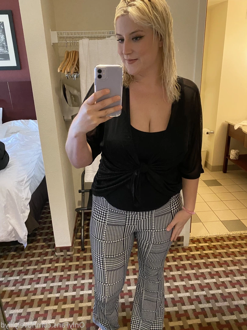 Lily [ lovelylilydd ] Onlyfans leaked photo 7094792 on Hotleaks.tv