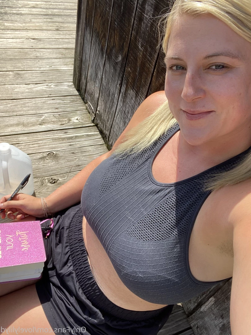 Lily [ lovelylilydd ] Onlyfans leaked photo 7107140 on Hotleaks.tv