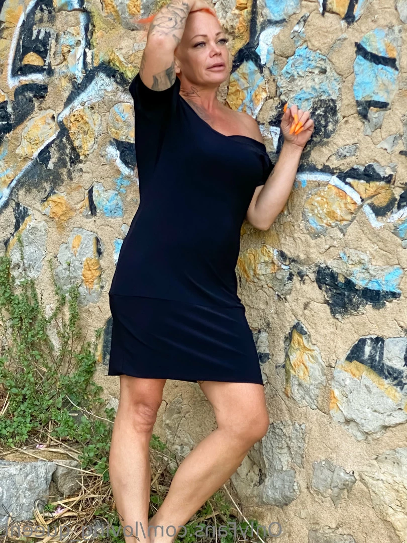 Loving Queen [ loving_queent ] Onlyfans leaked photo 7250370 on Hotleaks.tv
