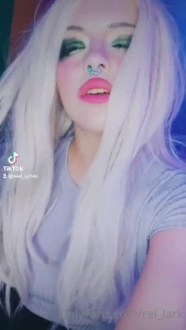 7247301