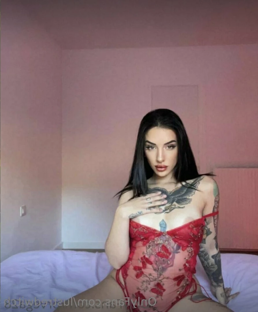 lustredwitch Onlyfans leaked photo 7237048 on Hotleaks.tv