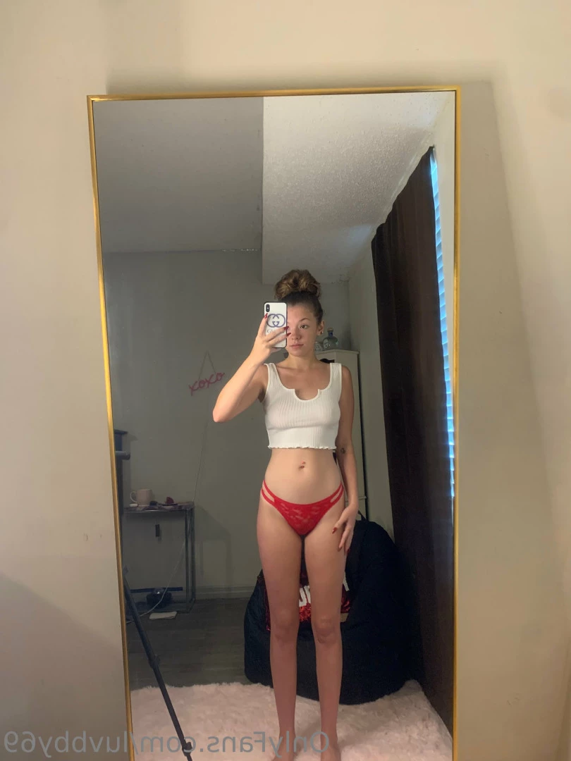 Little Lily 😘💕💕 [ luvbby69 ] Onlyfans leaked photo 7273309 on Hotleaks.tv