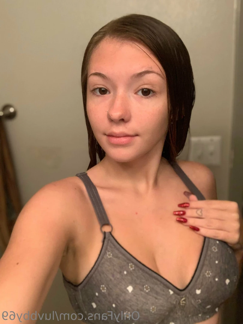 Little Lily 😘💕💕 [ luvbby69 ] Onlyfans leaked photo 7273522 on Hotleaks.tv