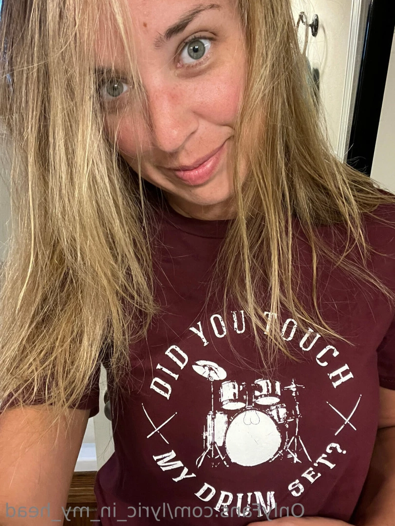 Lyric [ lyric_in_my_head ] Onlyfans leaked photo 9119466 on Hotleaks.tv