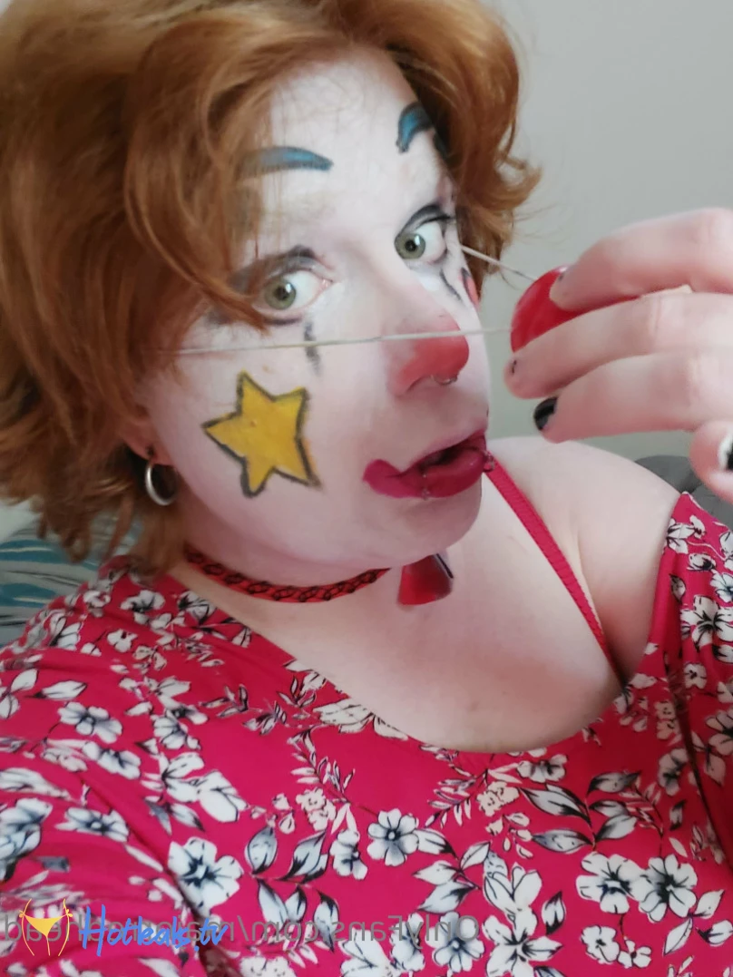 RubyTheClownGirl 6834027