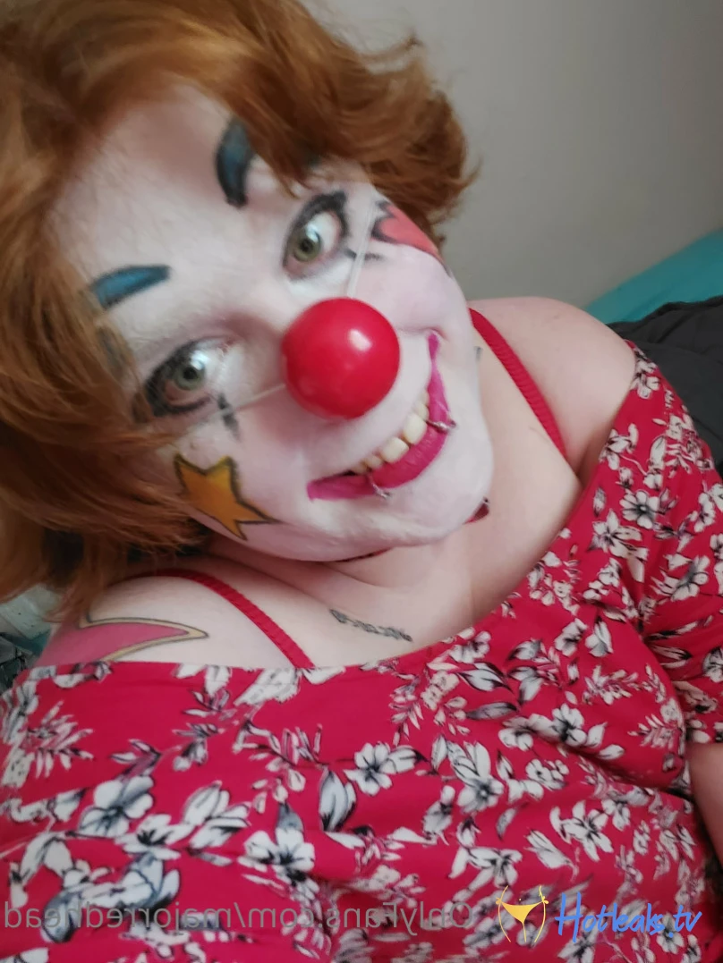 RubyTheClownGirl 6834382