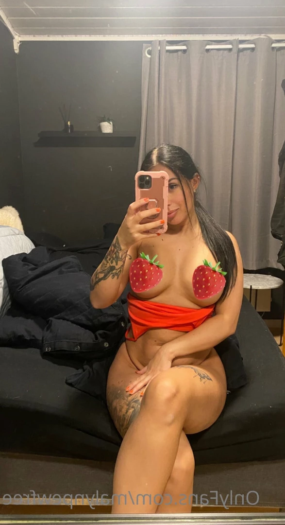 Malin ❤️‍🔥🔞 [ malynpewfree ] Onlyfans leaked photo 7532004 on Hotleaks.tv
