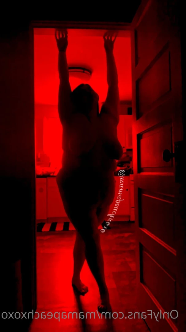 Peach🍑 [ mamapeachxoxo ] Onlyfans leaked photo 6924775 on Hotleaks.tv