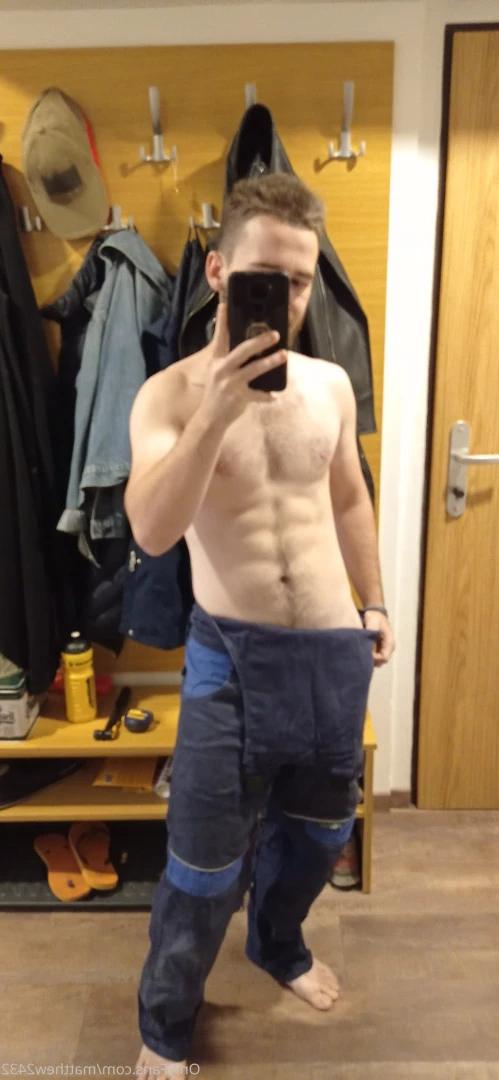 Matthew [ matthew2432 ] Onlyfans leaked photo 7307672 on Hotleaks.tv